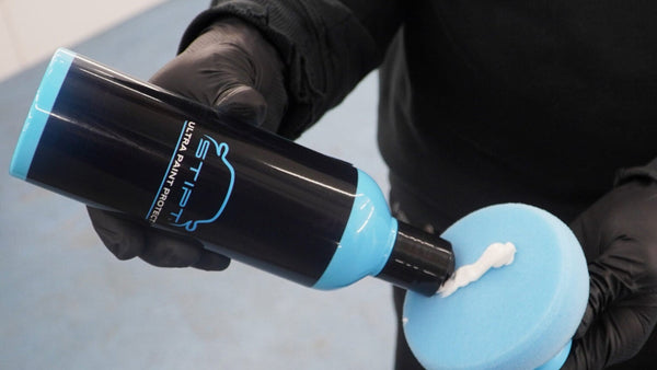 Stipt Ultra Paint Protect doseren op de Applicator Set